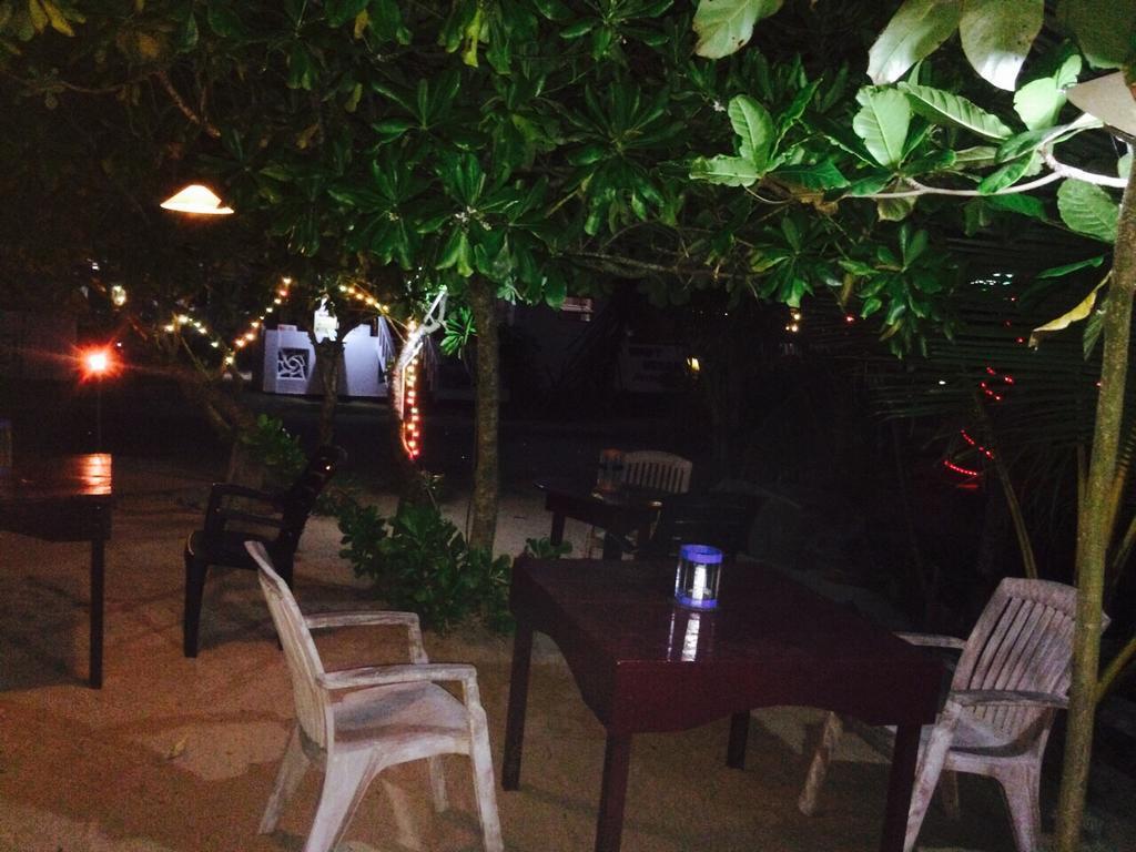 Sea Side Guest House Tangalle Exterior foto