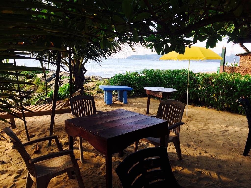 Sea Side Guest House Tangalle Exterior foto