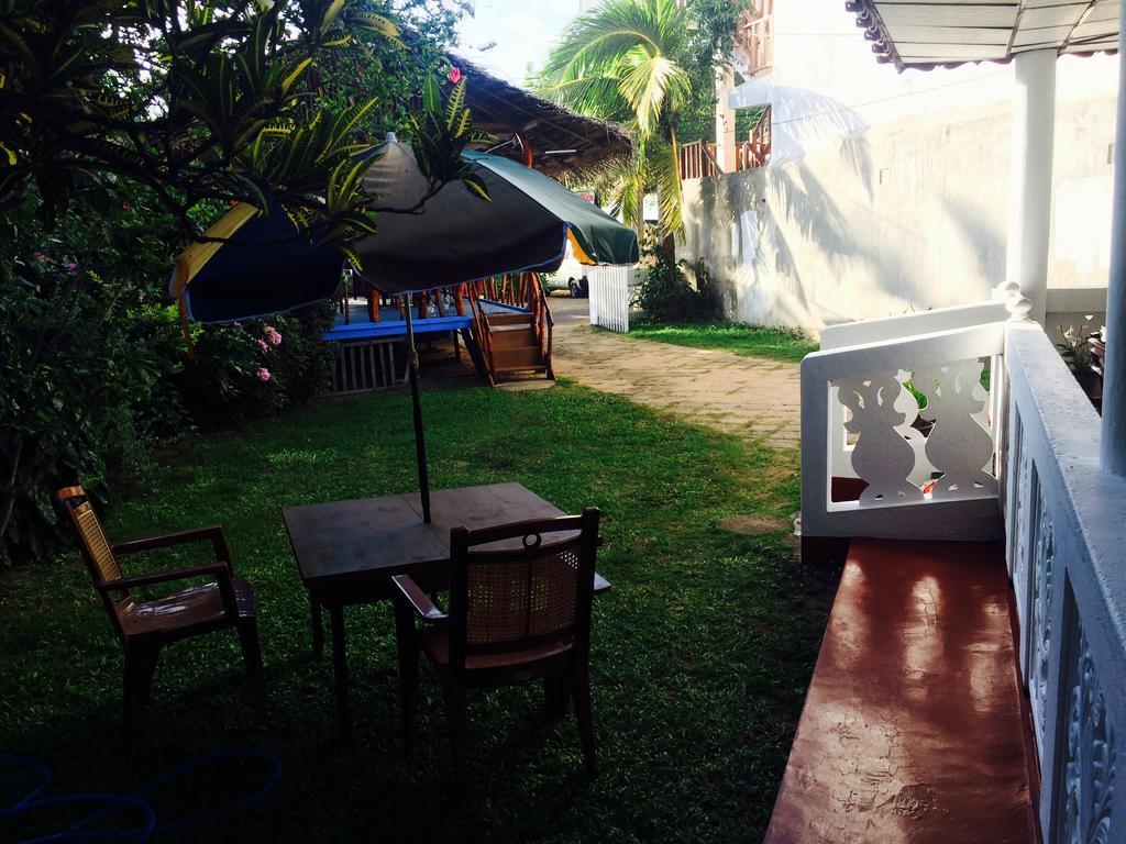Sea Side Guest House Tangalle Exterior foto